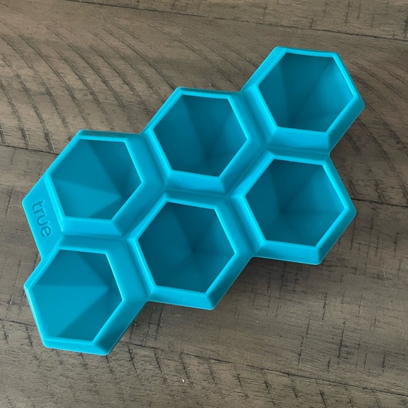 Silicone Diamond Ice Cube Tray - Picture 1 of 3